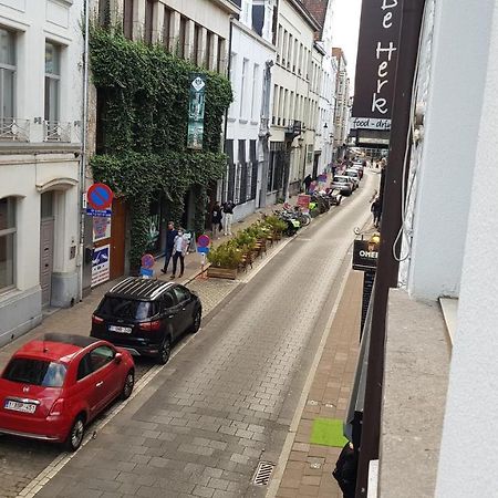 Bnb Antwerpen - Charmant Luaran gambar