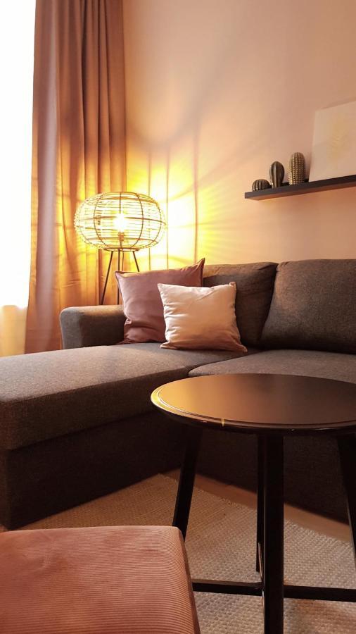 Bnb Antwerpen - Charmant Luaran gambar