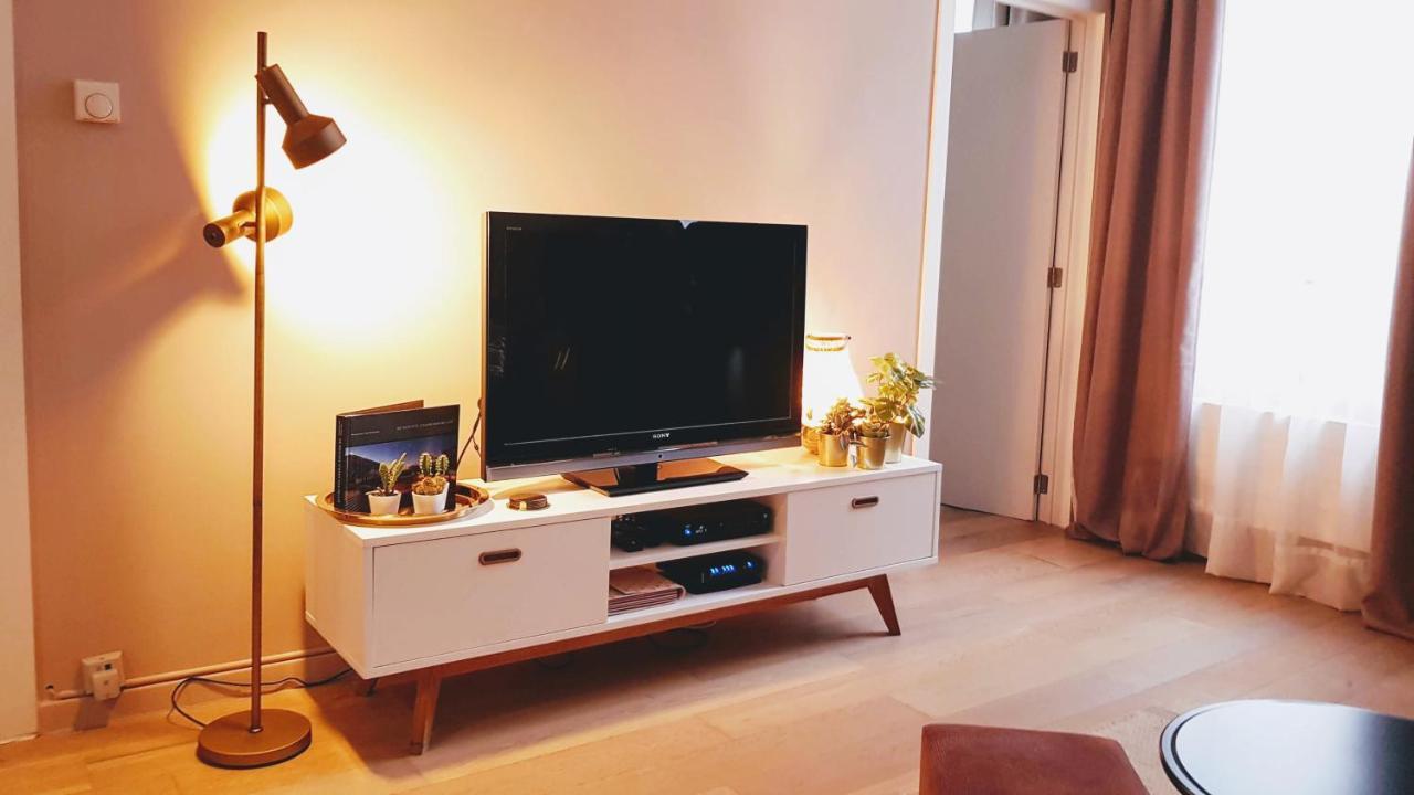 Bnb Antwerpen - Charmant Luaran gambar