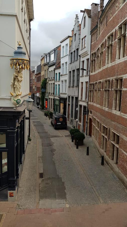 Bnb Antwerpen - Charmant Luaran gambar